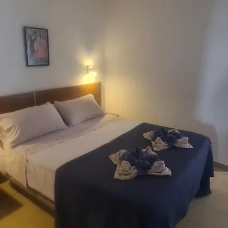Apartament Bouganville Sea & Pool Views *